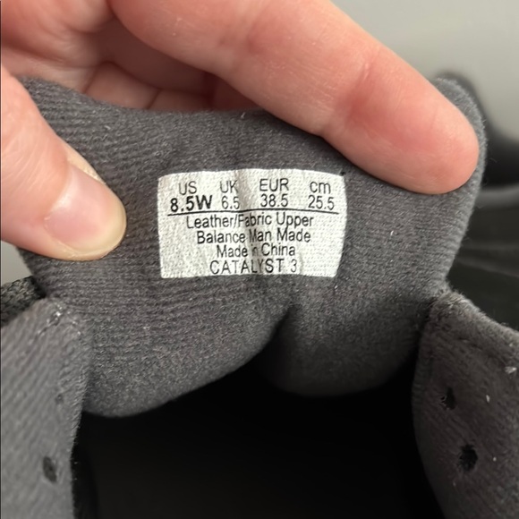 8.5W Ryka Women Gray Sneakers NEW - Picture 3 of 4